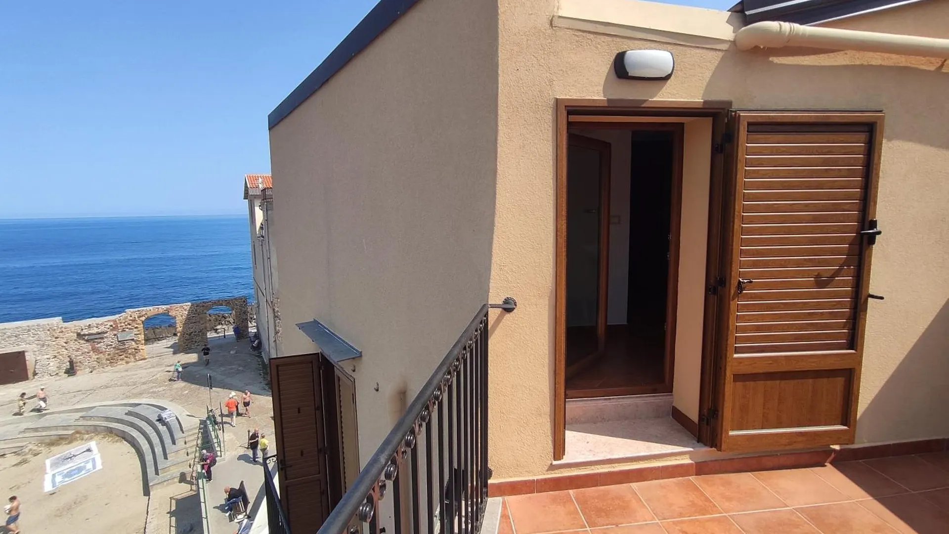 Apartment Casa Vacanze Tramonto Alla Marina Cefalu Italy